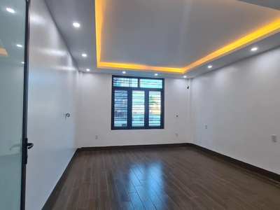 Bán nhà 3 tầng mới lô góc 2 mặt tiền khu dân cư hiền hòa thuộc khu 9 phường bình Hàn 1