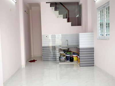 Q8.88   Bán nhà trung tâm Q8, chỉ 5 phút sang Q5 29m2, 3 lầu  3.2x9.2  . Giá chỉ 3.15 tỷ 4