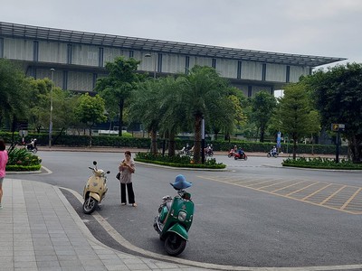 Bán shophouse khối đế tầng 1 dự án vinhomes westpoint phạm hùng 3