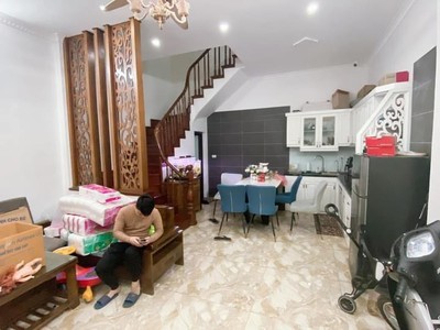 Kẹt quá bán gấp hoàng văn thái, khu phân lô đẹp, ô tô 10m, dt38m2 x 5tầng, mt4.8m, 3.7 tỷ. 1