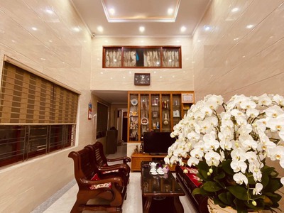 Bán nhà nguyễn bỉnh khiêm 80m xây 2.5 tầng ô.tô vào nhà giá 3.95 tỉ ngay lạch tray 0