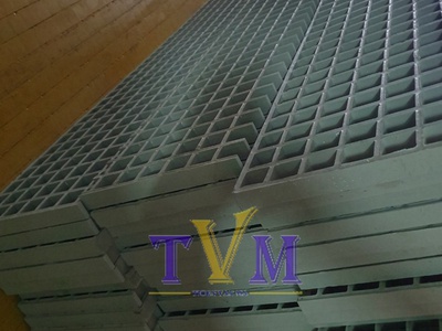 Thanh nhựa thoát nước hồ bơi, tấm sàn nắp kín dập gân màu vàng, thanh Y shape frp 8