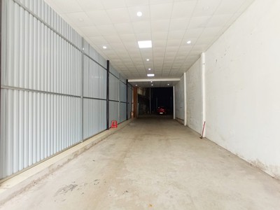Cho thuê kho xưởng 300m2 mặt đường tại Kiến An 1