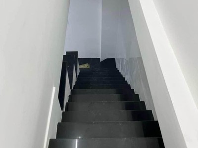 Cần tìm thuê bằng bs RHM 455