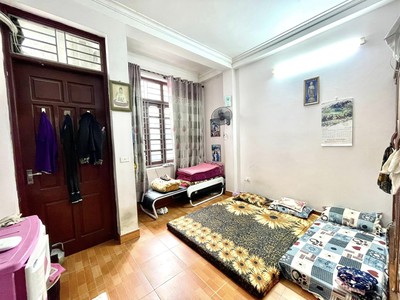 Cần tìm thuê bằng bs RHM 163