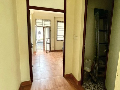 Cần tìm thuê bằng bs RHM 162