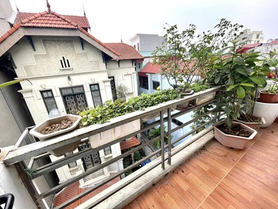Cần tìm thuê bằng bs RHM 161