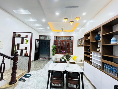 Cần tìm thuê bằng bs RHM 7