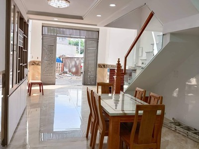 Cần tìm thuê bằng bs RHM 158