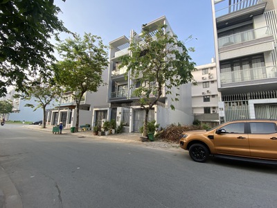 Cần tìm thuê bằng bs RHM 395