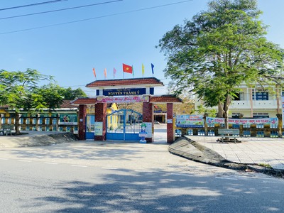 Đất Điện Bàn giá rẻ 6,4tr / m2 - chỉ còn duy nhất 5 lô đối diện trường học 2