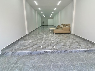 Cho thuê mặt bằng 116m đường Miếu Hai Xã, mới, đẹp 0