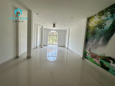 Mặt bằng kinh doanh nguyên căn 1t2l mặt tiền phạm văn thuận ngay copmax 0