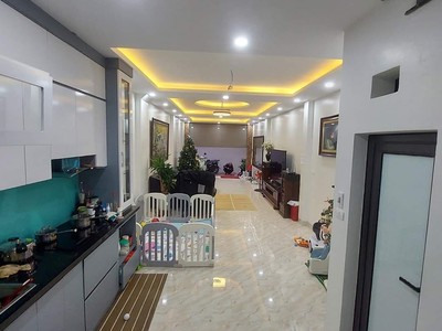 Cần tìm thuê bằng bs RHM 528