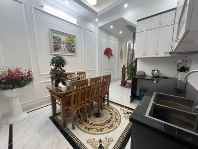 Cần tìm thuê bằng bs RHM 519