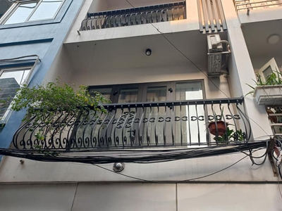 Cần tìm thuê bằng bs RHM 494