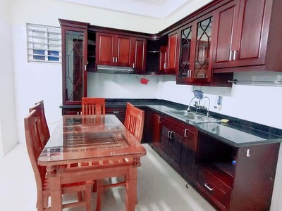 Cần tìm thuê bằng bs RHM 499