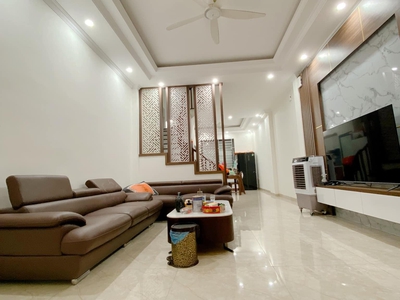 Cần tìm thuê bằng bs RHM 553
