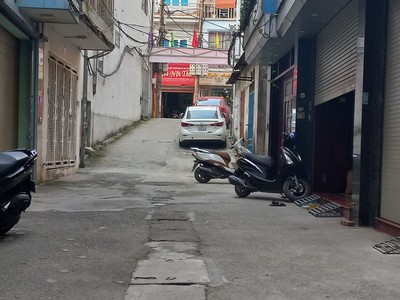 Cần tìm thuê bằng bs RHM 493