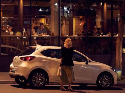 New Mazda 2 ưu đãi lên đến 57tr tiền mặt, tặng bảo hiểm thân vỏ và hàng loạt phụ kiện cao cấp. 1