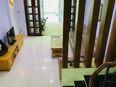 Cần tìm thuê bằng bs RHM 1442