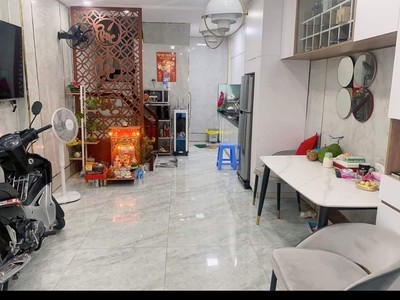 Cần tìm thuê bằng bs RHM 734