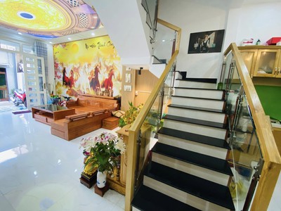 Cần tìm thuê bằng bs RHM 916