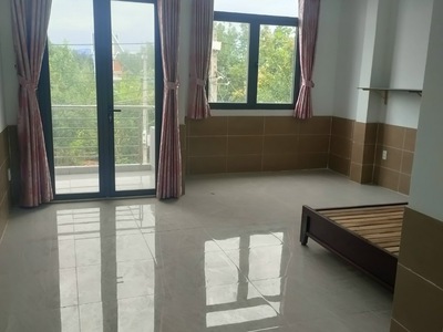 Cần tìm thuê bằng bs RHM 810