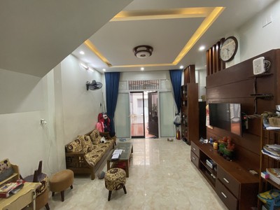 Cần tìm thuê bằng bs RHM 827