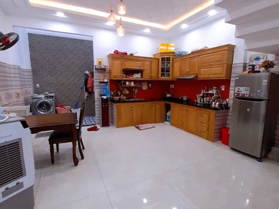 Cần tìm thuê bằng bs RHM 945