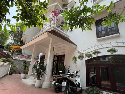 Cần tìm thuê bằng bs RHM 981
