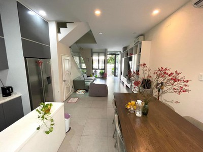 Cần tìm thuê bằng bs RHM 967