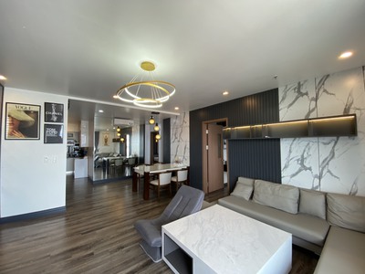 Cho thuê căn hộ 3 ngủ chung cư SHP Plaza , view sân Lạch Tray cực đẹp. 1