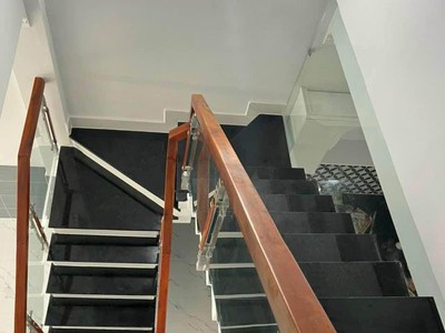 Cần tìm thuê bằng bs RHM 2323
