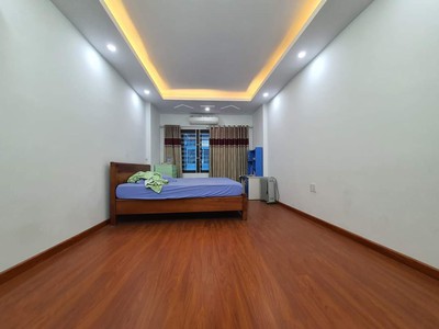 Cần tìm thuê bằng bs RHM 2052