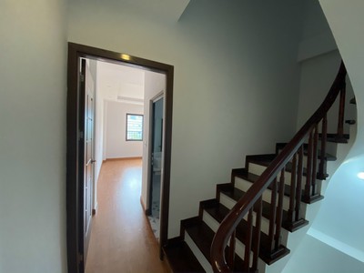 Cần tìm thuê bằng bs RHM 2041