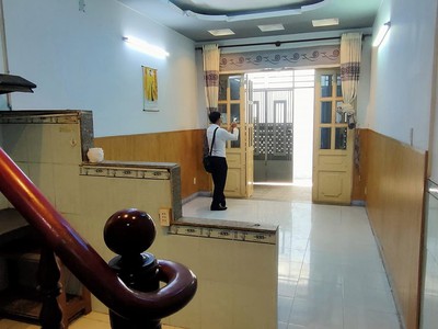 Cần tìm thuê bằng bs RHM 2667