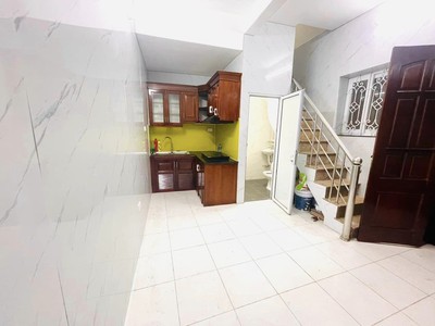 Cần tìm thuê bằng bs RHM 2618