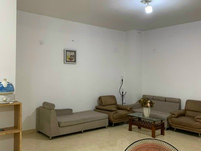 Cần tìm thuê bằng bs RHM 3200