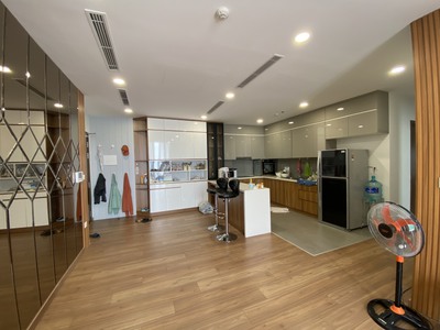 Cần tìm thuê bằng bs RHM 2818