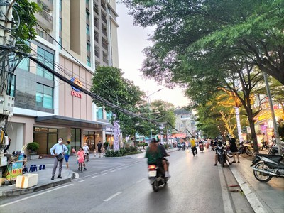 Chính chủ bán đất phố phùng hưng dt 155m2, mt 12m giá chỉ 15 tỷ 0