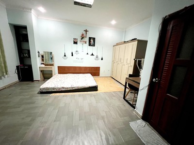 Bán nhà mặt tiền dương khuê - luỹ bán bích, 7x20m, 3 tầng, 5pn, giá hạ 20.9 tỷ 1