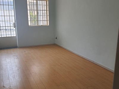 Cần tìm thuê bằng bs RHM 2500