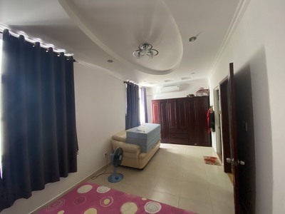 Cần tìm thuê bằng bs RHM 2547