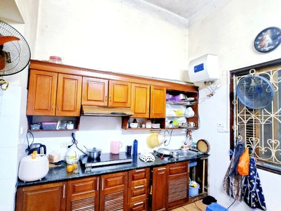 Cần tìm thuê bằng bs RHM 2695