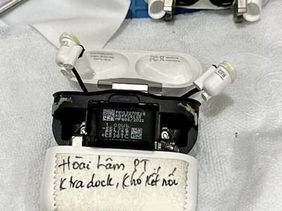 Quy trình Fix lỗi tai nghe AirPods Pro Dock khó kết nối được sửa chữa thành công 1