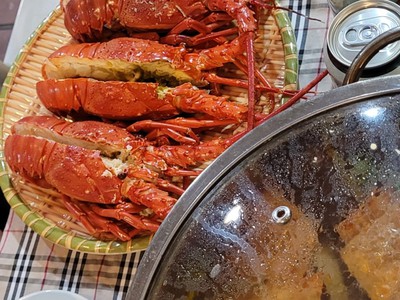 Bán khách sạn biển hải hòa thanh hóa 700m2 7 tângf 99 phòng doanh thu 5 tỷ 2