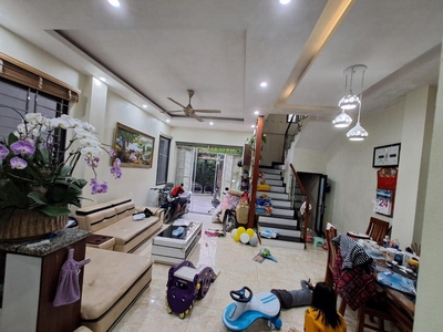 Cần tìm thuê bằng bs RHM 3771