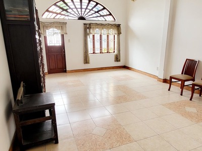 Cần tìm thuê bằng bs RHM 3644