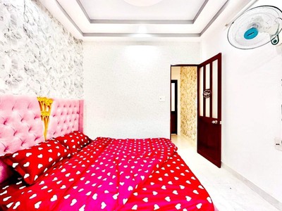 Cần tìm thuê bằng bs RHM 3840